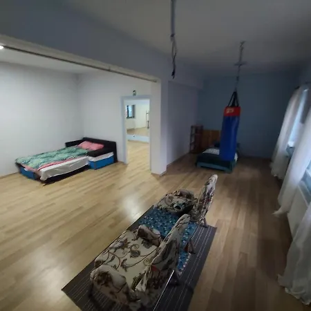 Galeria Kolorow - Apartament With A Garden Apartment